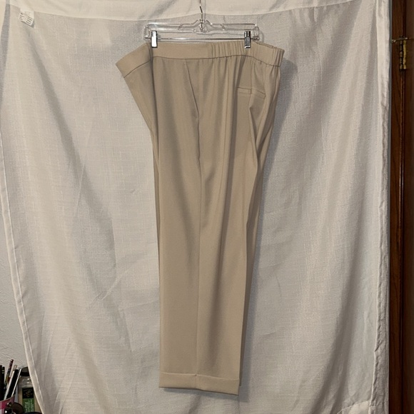 NWT Vince. Sandstone Beige Tapered Cuff Crop Tailored Pull-on Pants XXXL - Picture 8 of 11